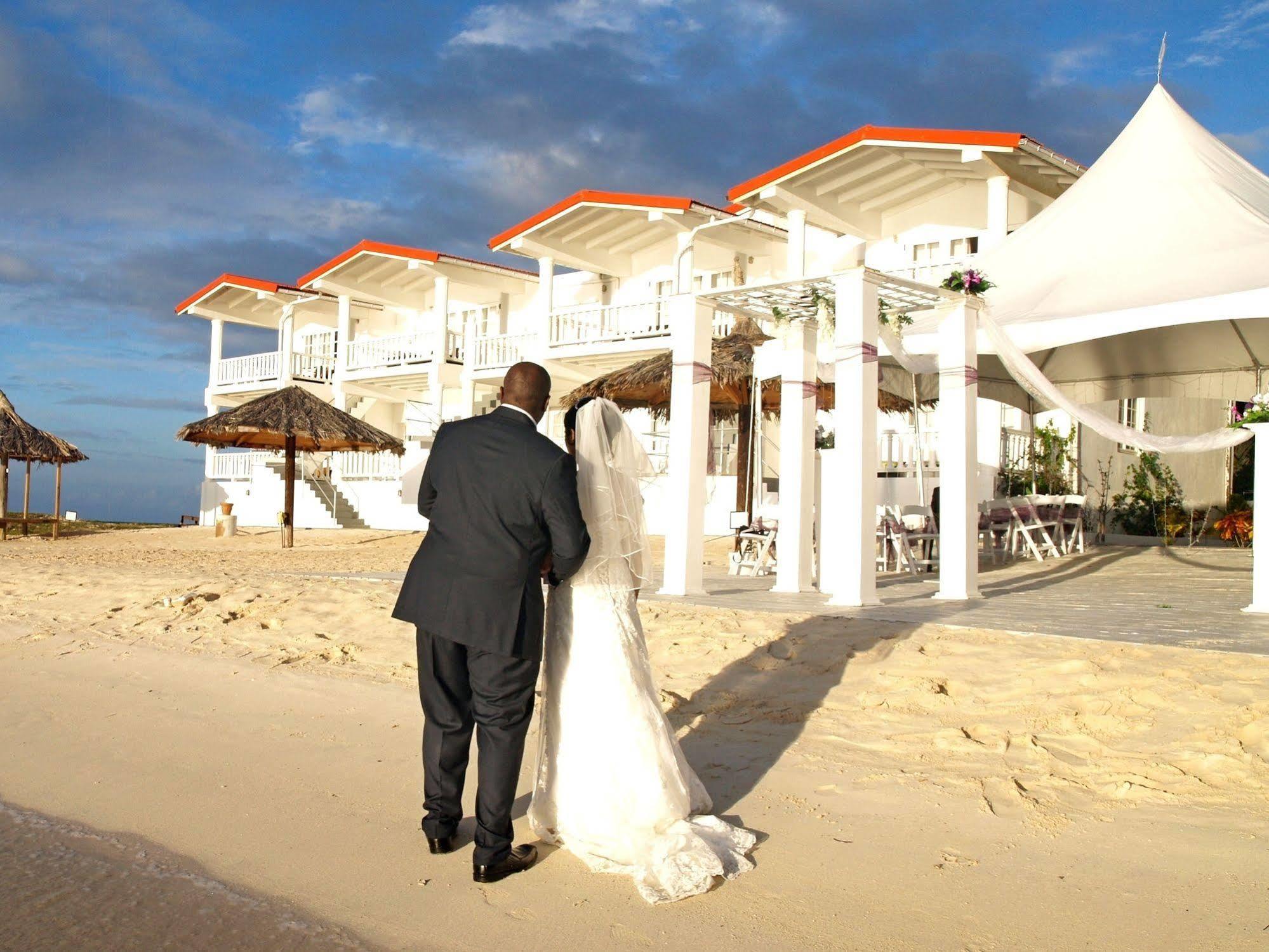 Clifton Davids Beach Hotel מראה חיצוני תמונה